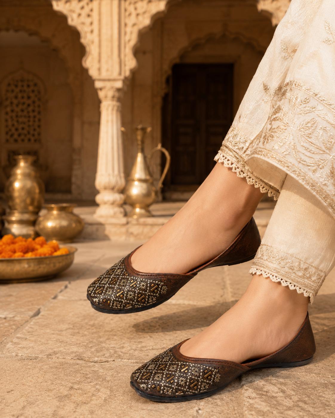 Brown Leather Punjabi Jutti for Women | Handcrafted Geometric Floral Mojari Flats
