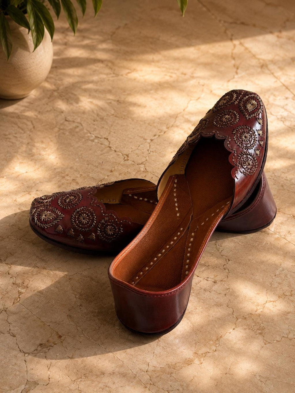 Maroon Leather Punjabi Jutti | Handmade Mojari Flats