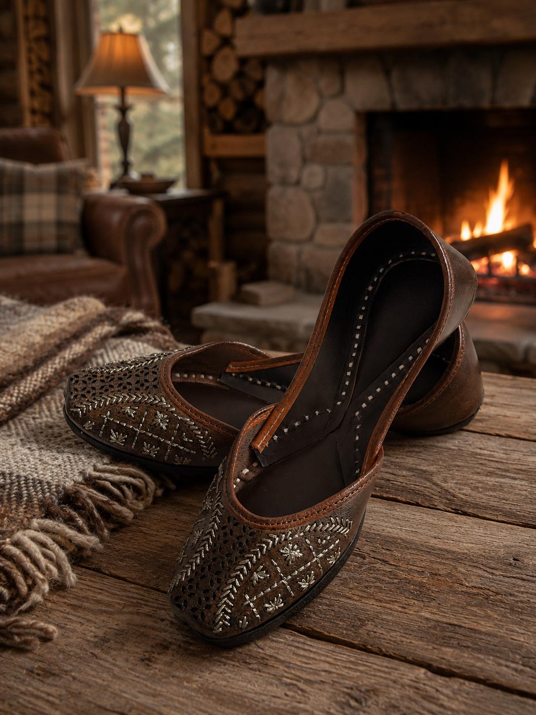 Traditional Leather Indian Flats