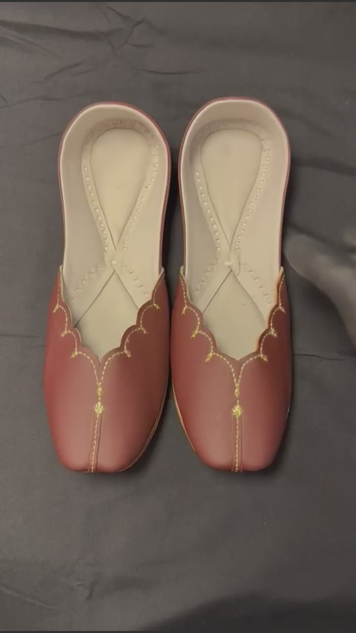 Brown Leather Punjabi Jutti for Women