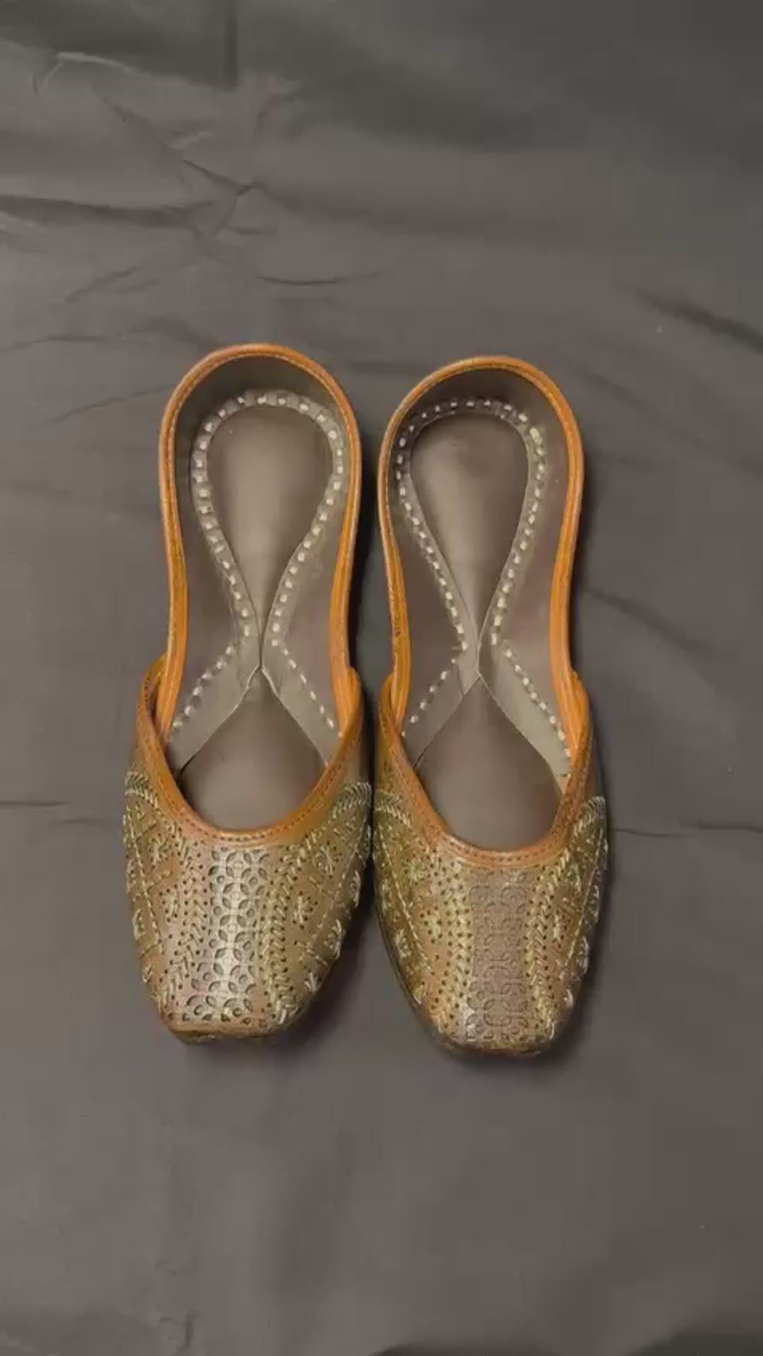 Traditional Leather Indian Flats